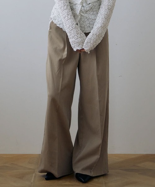 archives(アルシーヴ)の「ポケットレーススラックス(スラックス・レディース・ベージュ/チャコールグレー/ブラック・MEDIUM)」の1枚目の写真