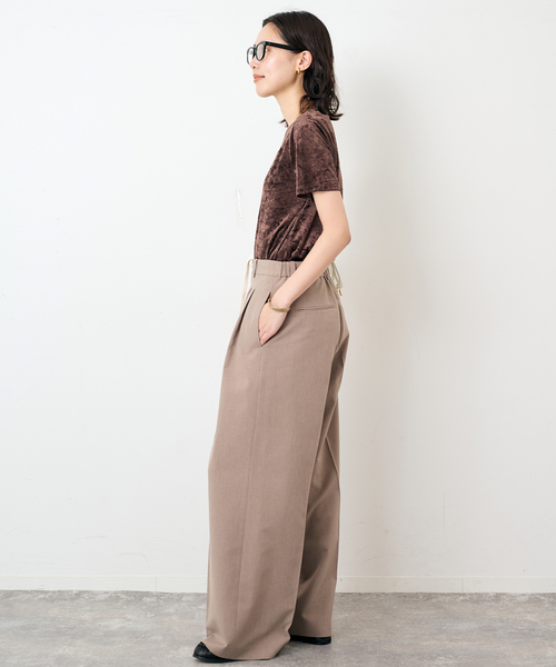 SLOBE IENA(スローブイエナ)の「メッシュベロアプルオーバー(Tシャツ/カットソー・レディース・ブラック/アイボリー/ブラウン・FREE)」の4枚目の写真