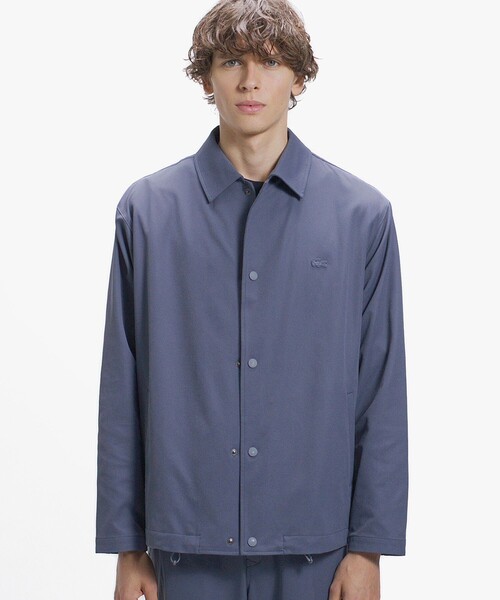 LACOSTE(ラコステ)の「ポリエステルピーチコーチジャケット(シャツ/ブラウス・メンズ・グレー/ブラック・38/39/40/41)」の2枚目の写真