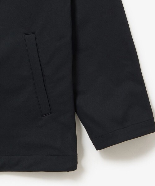 LACOSTE(ラコステ)の「ポリエステルピーチコーチジャケット(シャツ/ブラウス・メンズ・グレー/ブラック・38/39/40/41)」の3枚目の写真