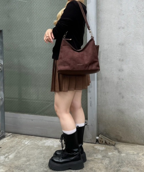 APPORTE PAR LES MARCHES(アポルテパーレマルシェ)の「ヘルシーな抜け感をプラスする、リブプルオーバー(Tシャツ/カットソー・レディース・ブラック/グレー・FREE)」の17枚目の写真