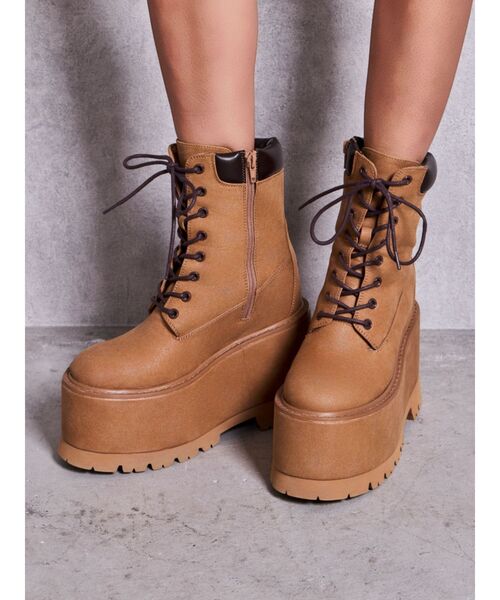 GYDA(ジェイダ)の「BRONZE GLOW PLATFORMレースアップショートブーツ(ブーツ・レディース・ブラック/キャメル・LARGE/MEDIUM/SMALL)」の10枚目の写真