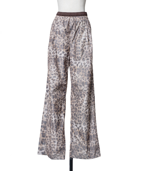 muller of yoshiokubo(ミュラーオブヨシオクボ)の「muller of yoshiokubo ミュラーオブヨシオクボ / DOUBLE WAIST PANTS ダブルウエストパンツ / MLF26417(その他パンツ・レディース・レオパード・38)」の3枚目の写真