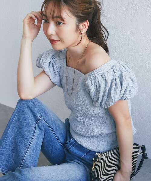 La boutique BonBon(ラブティックボンボン)の「【miki監修・2サイズ展開】シャーリングパフスリーブブラウス(シャツ/ブラウス・レディース・ブラック/ホワイト/サックスブルー・FREE/34)」の13枚目の写真