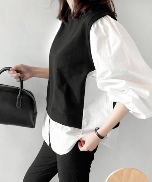 LUCPY(ラクピー)の「ドッキングレイヤードシャツトップス(その他トップス・レディース・グレー/ブラック・XX-LARGE/X-LARGE/LARGE/MEDIUM)」の3枚目の写真