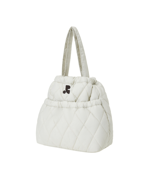 Rest&Recreation(レストアンドレクリエーション)の「QUILTED BUCKET BAG - IVORY(ショルダーバッグ・レディース・その他・ONE)」の2枚目の写真