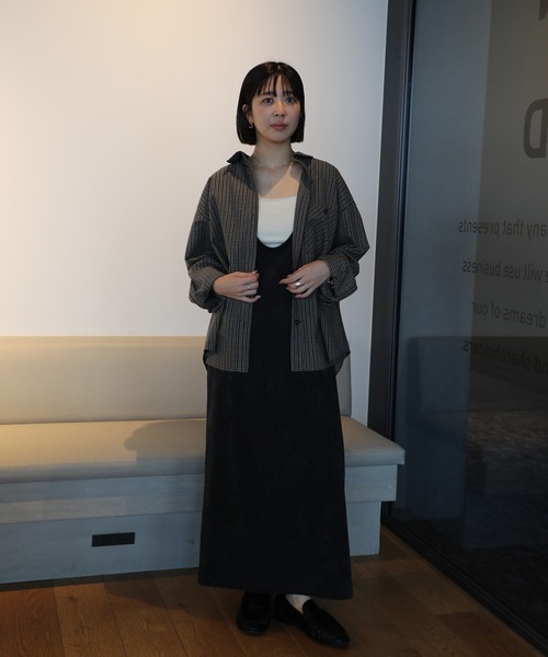 PUBLIC TOKYO(パブリックトウキョウ)の「【26年秋の新作】ディープネックノースリワンピース(ワンピース・レディース・ダークグレー/アイボリー・1/2)」の15枚目の写真