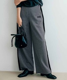IEDIT SIERRA DESIGNS別注 ベロアラインと刺繍でカジュアルミックスを楽しむ ダンボールカットソースラックスパンツ〈ダーク杢グレー〉