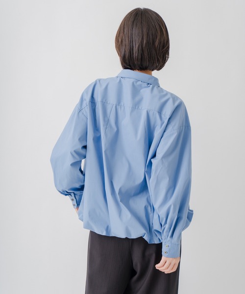Kelen(ケレン)の「「KELEN / ケレン」ラウンドカラー裾バルーンシャツ(シャツ/ブラウス・レディース・ブラック/サックスブルー/グレイッシュベージュ/オフホワイト・S/M)」の21枚目の写真