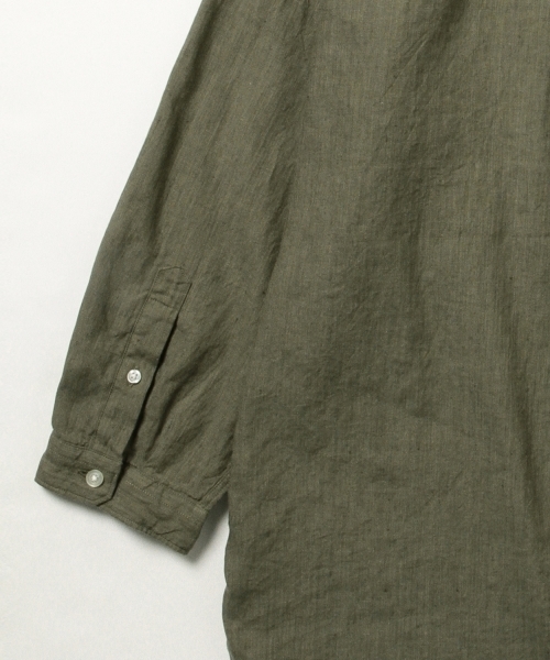B:MING by BEAMS(ビーミングバイビームス)の「ビーミング by ビームス / コットンリネンバンドカラー8分袖シャツ(シャツ/ブラウス・メンズ・ホワイト/ナチュラル/ブラック系その他/オリーブ・SMALL/X-LARGE/LARGE/MEDIUM)」の21枚目の写真
