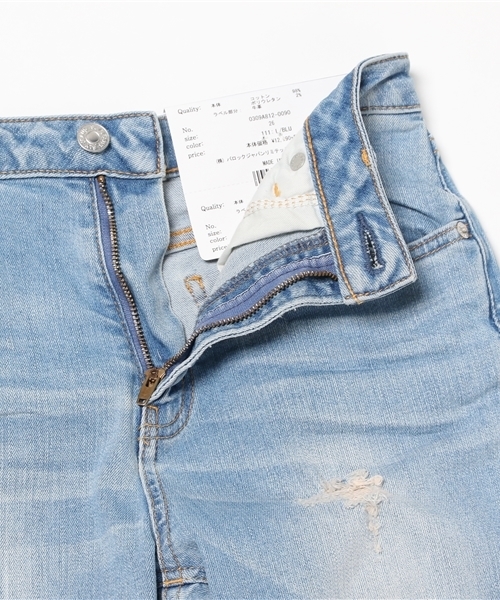 SLY（スライ）の「TEMPLE CRASH JW ANKLE SLIM-C（デニムパンツ・レディース・ライトブルー・26inch/25inch/24inch/23inch/27inch）」の2枚目の写真