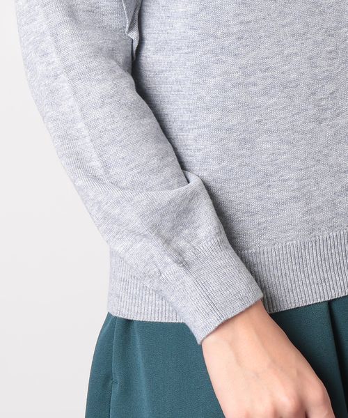 VIS（ビス）の「縫いつけビジューラッフル付ニットプルオーバー（ニット/セーター・レディース・オフホワイト/ブルー/ライトグレー/ネイビー・FREE）」の5枚目の写真