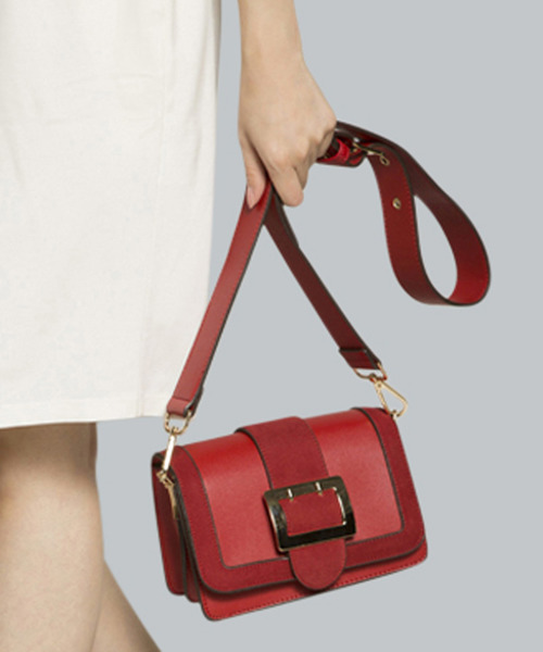 PLAIN CLOTHING(プレーンクロージング)の「フロントベルトショルダーバッグ【PLAIN CLOTHING】(ショルダーバッグ・レディース・レッド/キャメル/グレー/ブラック・FREE)」の16枚目の写真