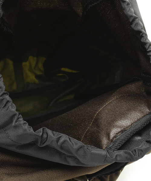 BEAMS BOY（ビームスボーイ）の「EPPERSON MOUNTAINEERING / Climb Pak 10FW（バックパック/リュック・レディース・ナチュラル/ブラウン・ONE SIZE）」の8枚目の写真