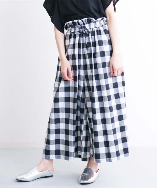 MERLOT（メルロー）の「ギンガムチェックウエストリボンワイドパンツ1003（その他パンツ・レディース・ブルー/ピンク/ブラック/ネイビー・FREE）」の2枚目の写真
