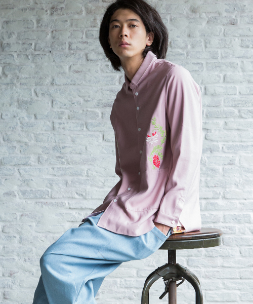 rehacer（レアセル）の「rehacer : Flower Bloom Wide Shirt（シャツ/ブラウス・メンズ・ブラック/カーキ/ピンク/ホワイト・SMALL/LARGE/MEDIUM）」の4枚目の写真