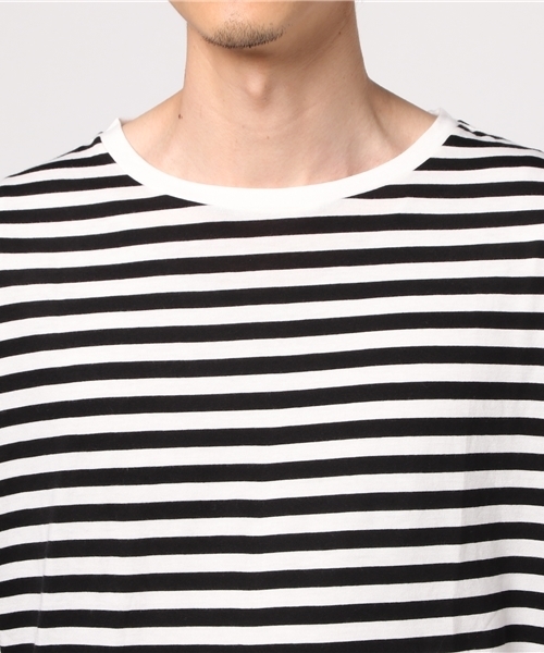 WEGO（ウィゴー）の「WEGO/サイドスリットロングカットソー（Tシャツ/カットソー・メンズ・ホワイト/杢グレー/ホワイト系その他5・LARGE/MEDIUM）」の4枚目の写真