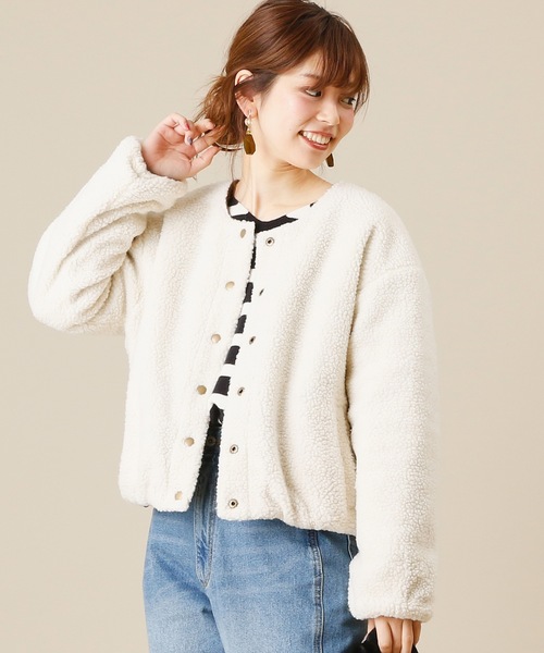 natural couture（ナチュラルクチュール）の「ピーチ*ボア リバーシブルブルゾン（ブルゾン・レディース・ブラック/カーキ・FREE）」の11枚目の写真