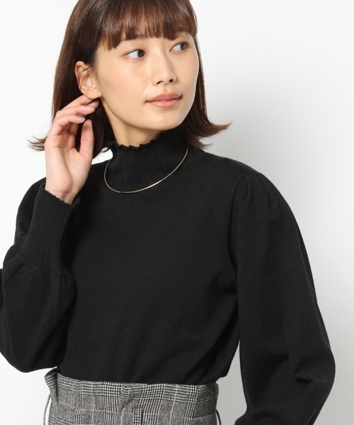 laboratory work(ラボラトリーワーク)の「スカラップニットプルオーバー(ニット/セーター・レディース・ブラック/グレー/ブルー/ベビーピンク・MEDIUM)」の2枚目の写真