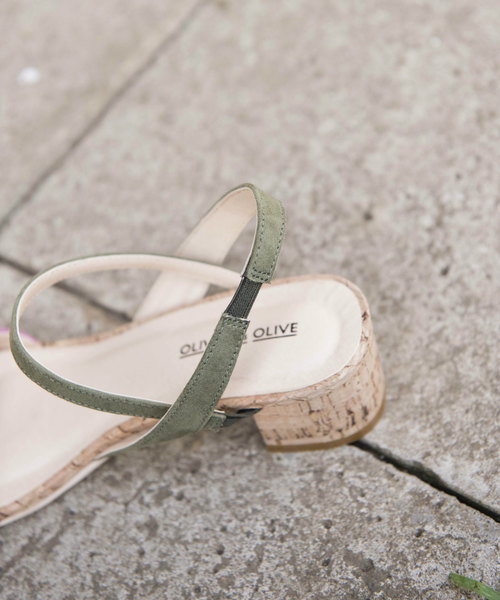 OLIVE des OLIVE(オリーブデオリーブ)の「配色サンダル(サンダル・レディース・ピンク/イエロー/ブラック・SMALL/LARGE/MEDIUM)」の7枚目の写真