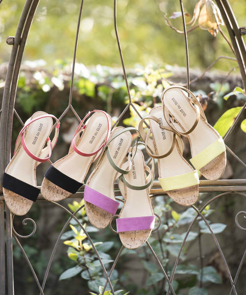 OLIVE des OLIVE(オリーブデオリーブ)の「配色サンダル(サンダル・レディース・ピンク/イエロー/ブラック・SMALL/LARGE/MEDIUM)」の11枚目の写真