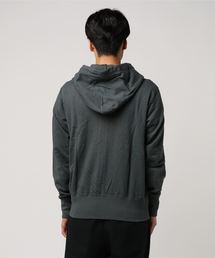 Right-on（ライトオン）の「【Champion】ジップフードパーカー