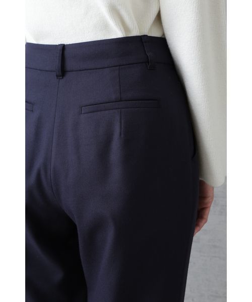 NATURAL BEAUTY BASIC（ナチュラルビューティーベーシック）の「【otonaMUSE 12月号掲載】ウォッシャブルサキソニーペグパンツ（その他パンツ・レディース・ネイビー/キャメル・SMALL/MEDIUM/X-SMALL）」の17枚目の写真