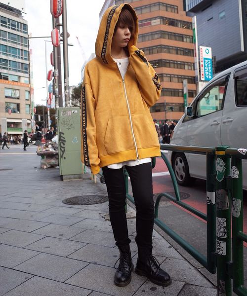 rovtski（ロフトスキー）の「フェイクスエードラインZIPパーカー（パーカー・レディース・グリーン/ホワイト/ブラック/イエロー・FREE）」の15枚目の写真