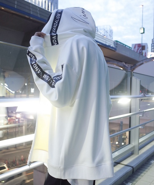 rovtski（ロフトスキー）の「フェイクスエードラインZIPパーカー（パーカー・レディース・グリーン/ホワイト/ブラック/イエロー・FREE）」の12枚目の写真