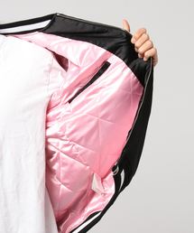 A BATHING APE（アベイシングエイプ）の「SAKURA SOUVENIR