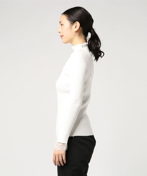 Sawa a la mode（サワアラモード）の「フリル襟と袖先レースのリブニットトップス（ニット/セーター・レディース・ホワイト・FREE）」の2枚目の写真
