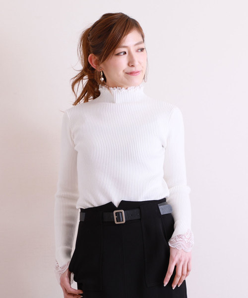 Sawa a la mode（サワアラモード）の「フリル襟と袖先レースのリブニットトップス（ニット/セーター・レディース・ホワイト・FREE）」の4枚目の写真