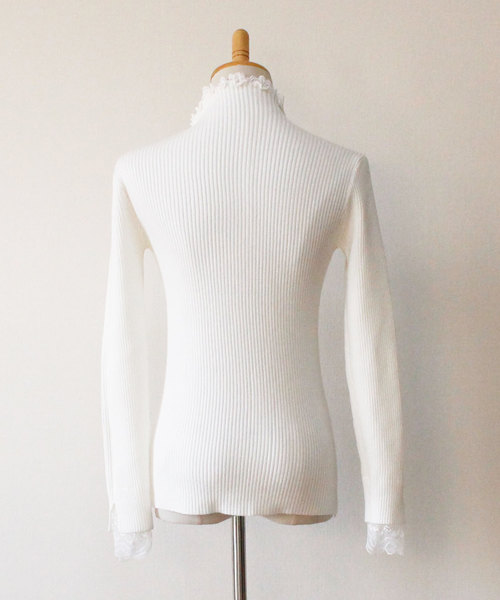 Sawa a la mode（サワアラモード）の「フリル襟と袖先レースのリブニットトップス（ニット/セーター・レディース・ホワイト・FREE）」の15枚目の写真