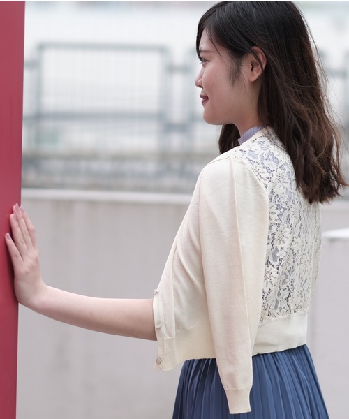 TRUDEA(トルディア)の「バックレース カーディガン(カーディガン/ボレロ・レディース・ホワイト/ブラック/ベージュ/ピンク・MEDIUM/LARGE)」の3枚目の写真