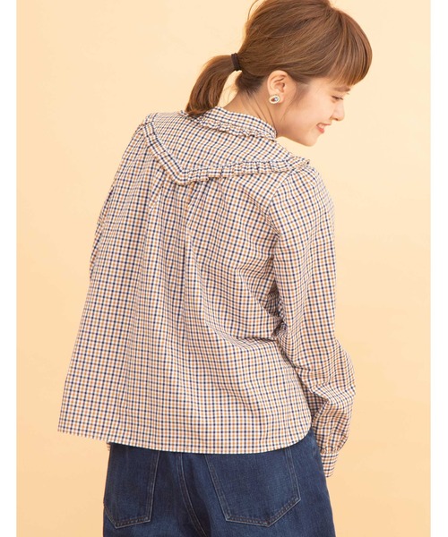 POU DOU DOU（プードゥドゥ）の「フリルヨークブラウス（シャツ/ブラウス・レディース・ネイビー/ブラウン/オフホワイト・3）」の9枚目の写真