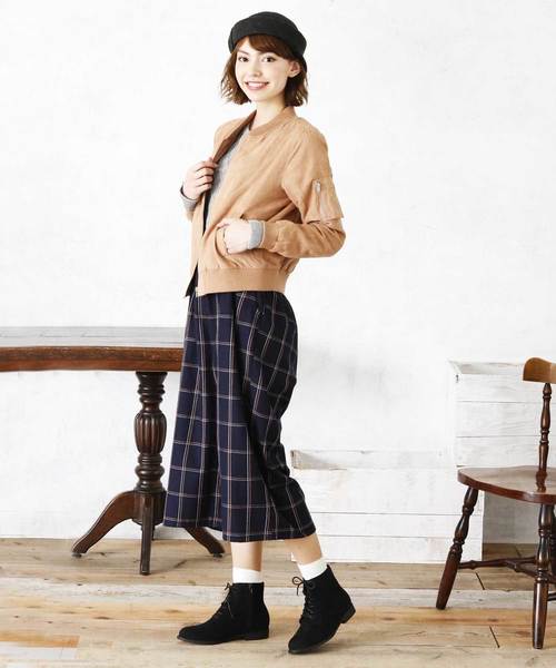 VIVIAN(ヴィヴィアン)の「軽量ソール&ローヒールレースアップショートブーツ(ブーツ・レディース・マルーン/ブラック系その他2/ブルー系その他6/グレー系その他3/ブラウン系その他6/ブラウン系その他5/ブラック系その他3・S/M/L/LL)」の20枚目の写真