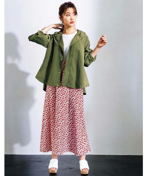 GeeRA(ジーラ)の「ソフトマーメイドプリントスカート(スカート・レディース・ブラック/ベージュ/レッド・MEDIUM/SMALL/X-LARGE/XX-LARGE/LARGE)」の5枚目の写真