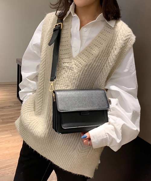 TABI PAL(タビパル)の「フェイクレザー ショルダーバッグ(ショルダーバッグ・レディース・ブラック/ブラウン/ブラック系その他/ブラウン系その他/キャメル/ブラック系その他2/ブラウン系その他2・FREE)」の17枚目の写真