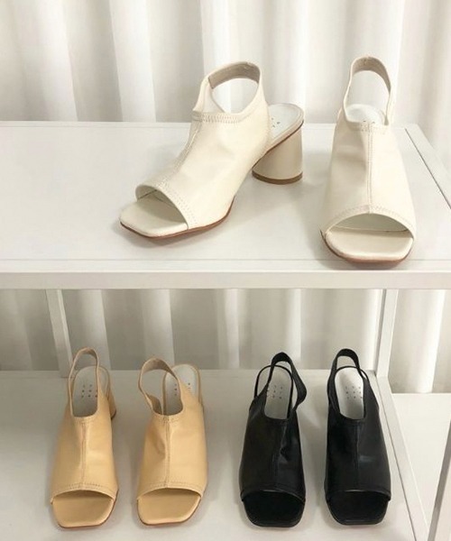 chuclla(チュクラ)の「【chuclla】Cylindrical-heel sandal sb-6 chs15(サンダル・レディース・ライトイエロー/ブラック/ホワイト/ブラウン/ライトベージュ/モカ・38/39/36/37/40)」の9枚目の写真