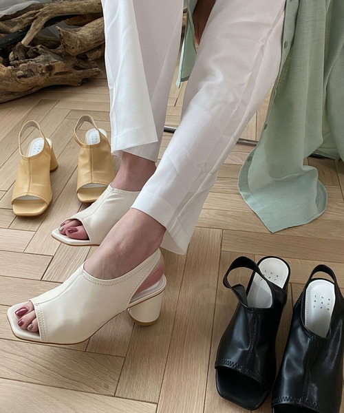 chuclla(チュクラ)の「【chuclla】Cylindrical-heel sandal sb-6 chs15(サンダル・レディース・ライトイエロー/ブラック/ホワイト/ブラウン/ライトベージュ/モカ・38/39/36/37/40)」の12枚目の写真