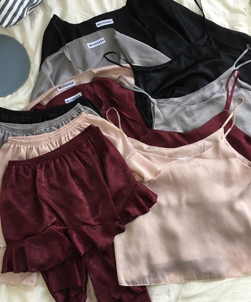 DAY CLOSET（デイ クローゼット）の「レディース さらツヤ大人っぽキャミトップス+フリルパンツ+ガウン ルームウェア3点セットアップ（ルームウェア/パジャマ・レディース・ダークグレー/ベージュ/ブルー/グリーン系その他/パープル/ブラック/ピンク/ライトピンク/ワインレッド/グレー・ONE SIZE）」の22枚目の写真