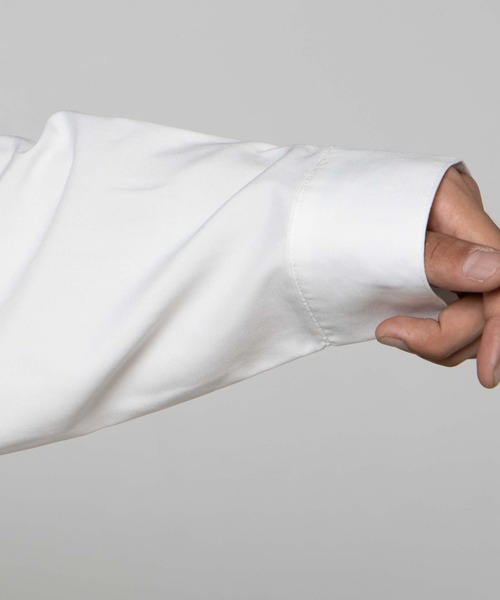 WEGO（ウィゴー）の「WEGO/レトロロゴビッグシルエットシャツ（シャツ/ブラウス・メンズ・ブラック/ホワイト・LARGE/MEDIUM）」の6枚目の写真