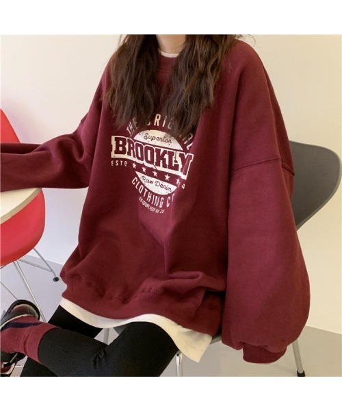 DEVICE(デバイス)の「韓国風 ビッグシルエット カレッジロゴ プルオーバー スウェット トレーナー(スウェット・レディース・ブラック/グレー/ブルー/レッド/グリーン/ライトグレー/ネイビー・FREE)」の20枚目の写真