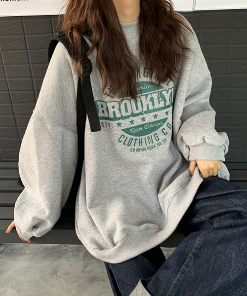 DEVICE(デバイス)の「韓国風 ビッグシルエット カレッジロゴ プルオーバー スウェット トレーナー(スウェット・レディース・ブラック/グレー/ブルー/レッド/グリーン/ライトグレー/ネイビー・FREE)」の18枚目の写真