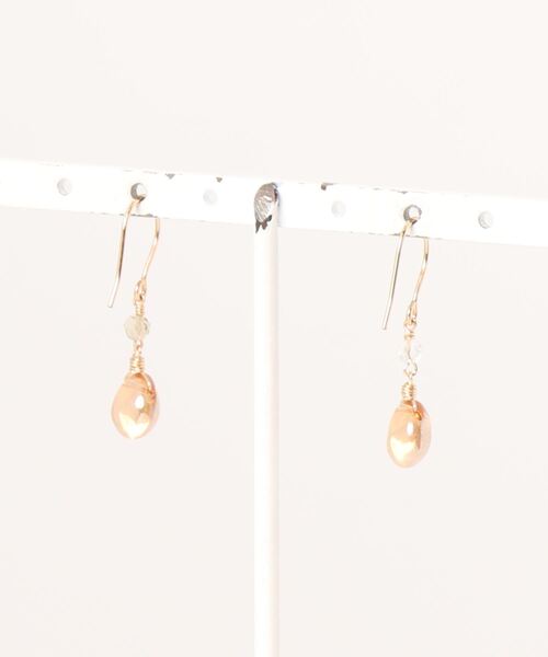 tone(トーン)の「【L.amiche】オレンジフラッシュクリスタル×14kgfピアス(ピアス(両耳用)・レディース・オレンジ・FREE)」の2枚目の写真