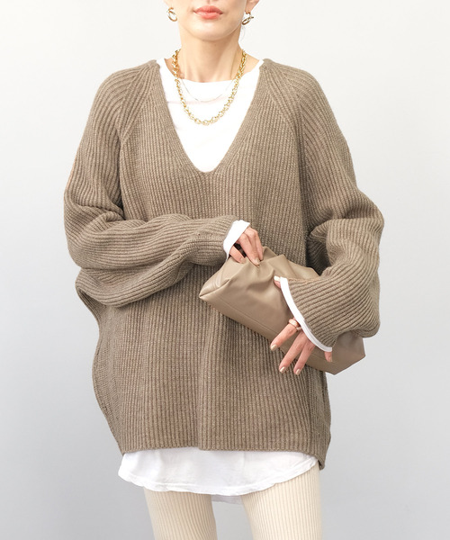 ANDJ（アンドジェイ）の「【ANDJ MADE】Vネックオーバーサイズ  