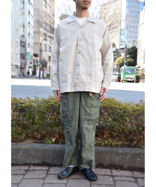 Vincent et Mireille（バンソンエミレイユ）の「【VINCENT ET MIREILLE ヴァンソン エ ミレイユ】メンズ コットンピケワイドシャツジャケット（シャツ/ブラウス・メンズ・オフホワイト/ライトベージュ・40/42）」の9枚目の写真