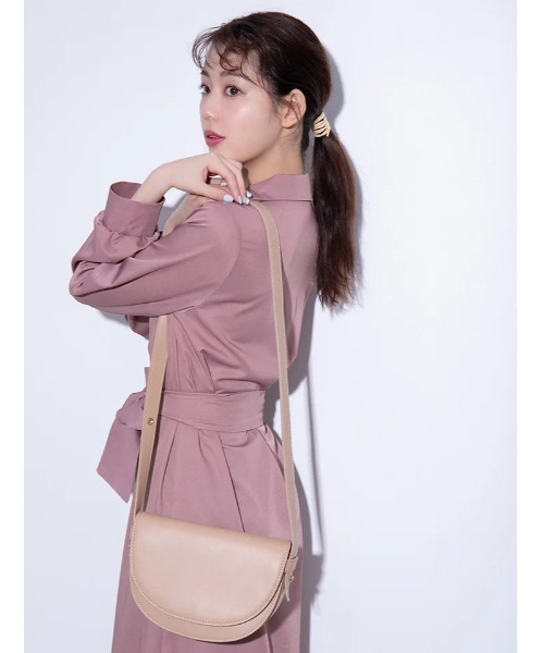 fifth calin（フィフスカラン）の「トレンチコート風ワンピース