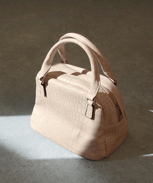 Chillfar（チルファー）の「2wayクロコ柄フェイクレザーハンドバッグ/ショルダーバッグ（ハンドバッグ・レディース・ブラック/グレー/ピンク・FREE）」の3枚目の写真