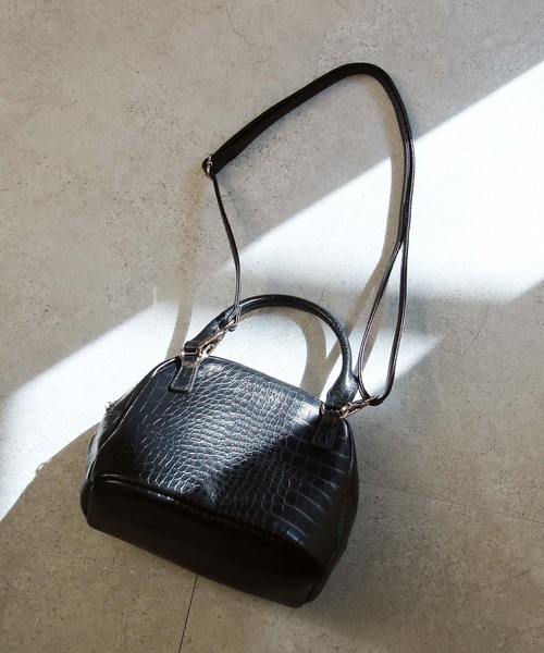Chillfar（チルファー）の「2wayクロコ柄フェイクレザーハンドバッグ/ショルダーバッグ（ハンドバッグ・レディース・ブラック/グレー/ピンク・FREE）」の9枚目の写真